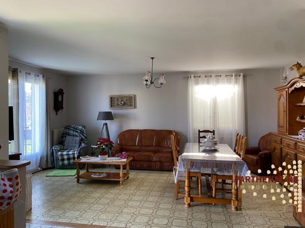 Bien situé dans quartier calme à CHATILLON-SUR-THOUET