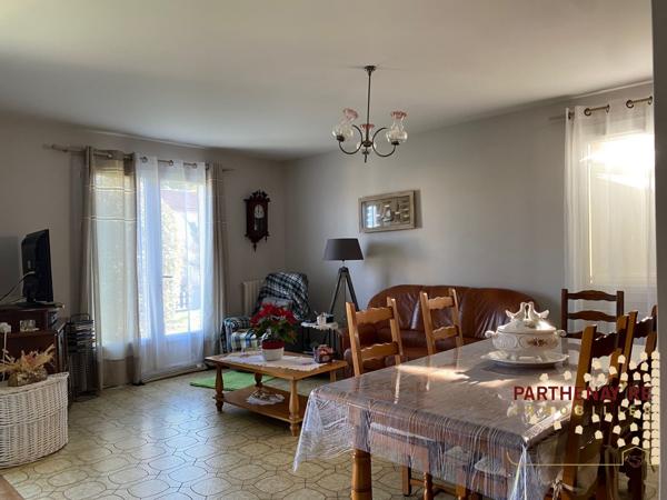 Bien situé dans quartier calme à CHATILLON-SUR-THOUET