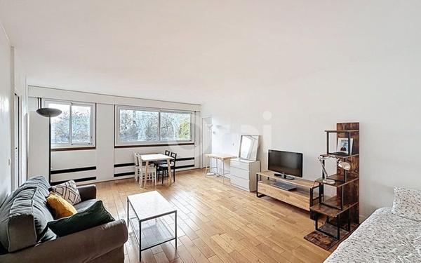 Appartement à louer    2 pièces • 53,17 m2 Paris 15