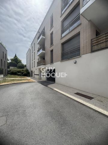 À louer – Place de parking en sous-sol sécurisé – CORMONTREUIL Centre