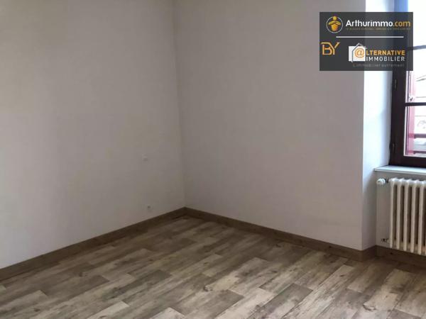 Location Maison 4 pièces 81 m2 à Bais