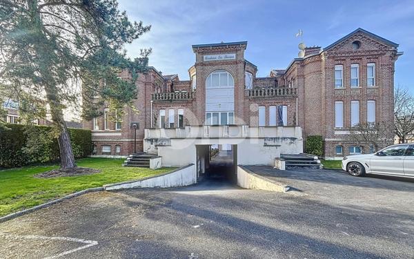 Appartement à vendre    6 pièces • 181,68 m2 Amiens