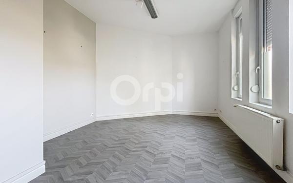 Appartement à vendre    6 pièces • 181,68 m2 Amiens