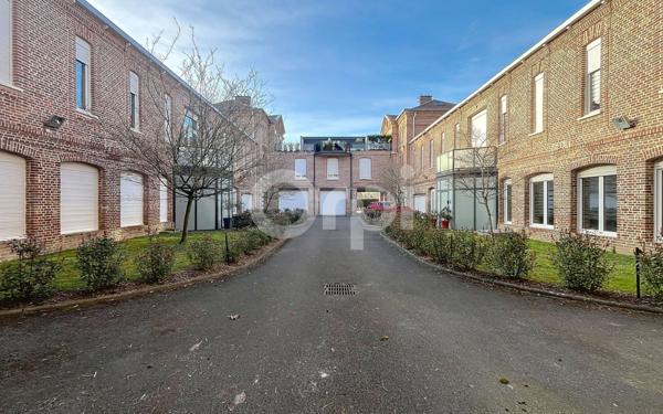 Appartement à vendre    6 pièces • 181,68 m2 Amiens