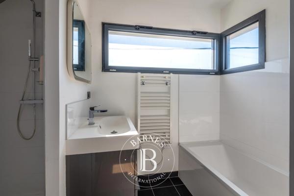 Lyon 3ème, Maison 4 Chambres -  220 m² à vendre