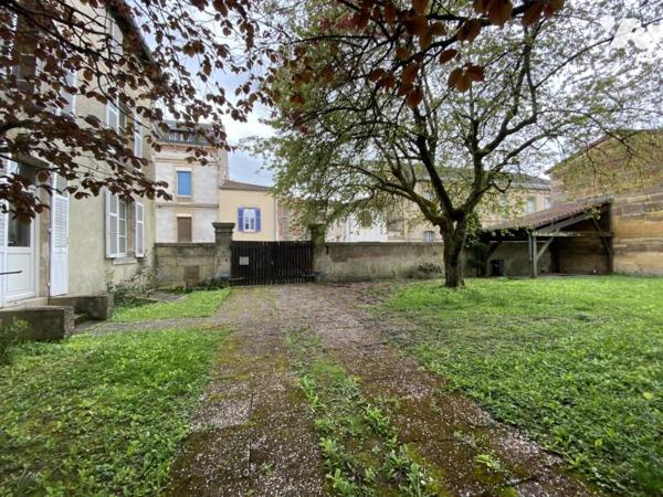 GRAND APPARTEMENT A CONFORTER DANS PETITE COPROPRIETE