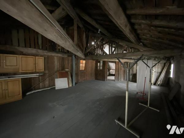 GRAND APPARTEMENT A CONFORTER DANS PETITE COPROPRIETE