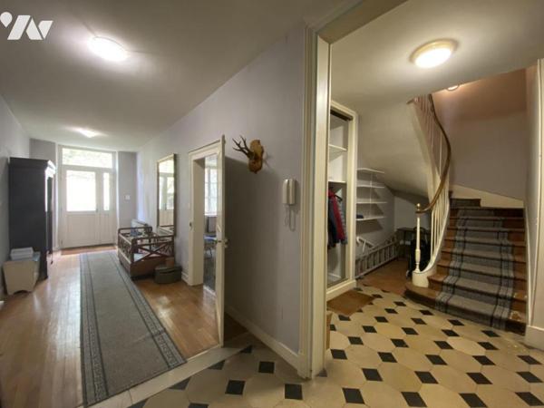 GRAND APPARTEMENT A CONFORTER DANS PETITE COPROPRIETE