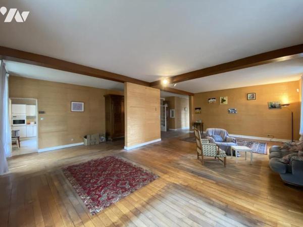 GRAND APPARTEMENT A CONFORTER DANS PETITE COPROPRIETE