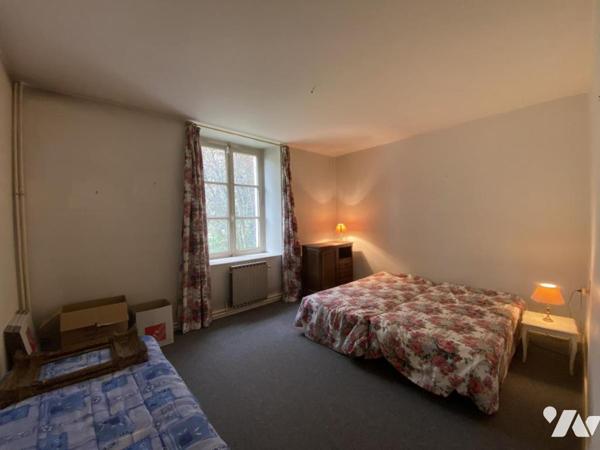 GRAND APPARTEMENT A CONFORTER DANS PETITE COPROPRIETE