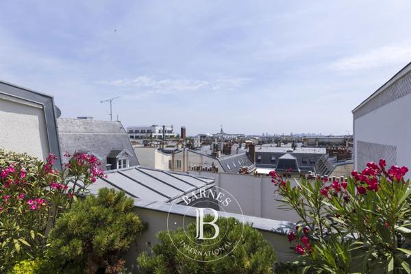 Paris 8ème, Appartement 1 Chambre -  54 m² à vendre
