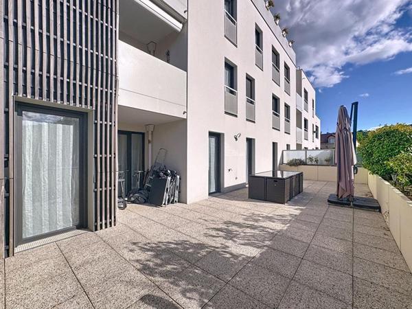 Appartement T4  82 m² avec terrasse exceptionnelle de 65 m²