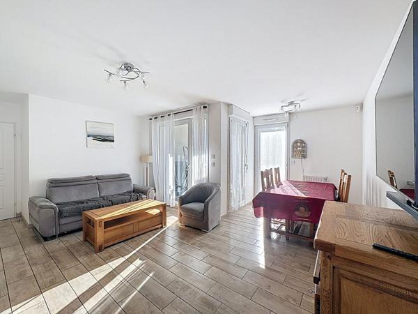 Appartement T4  82 m² avec terrasse exceptionnelle de 65 m²