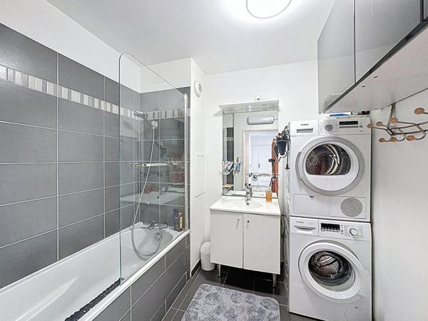 Appartement T4  82 m² avec terrasse exceptionnelle de 65 m²