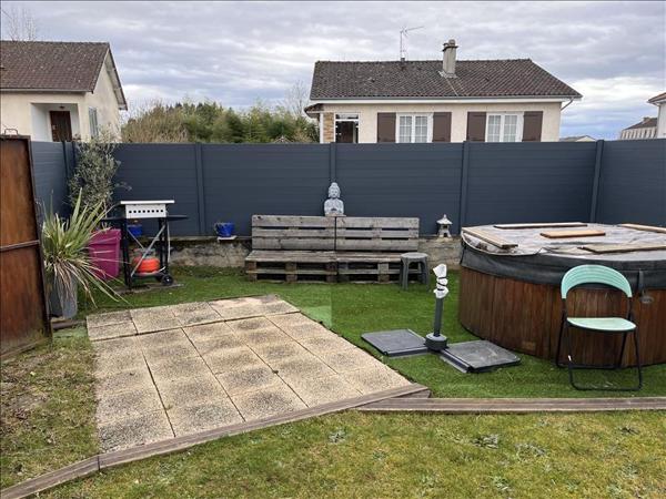 Maison à vendre |  Saint-Yrieix-la-Perche |  5 pièces | 167 m²