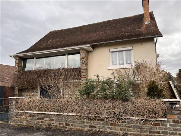 Maison à vendre |  Saint-Yrieix-la-Perche |  5 pièces | 167 m²