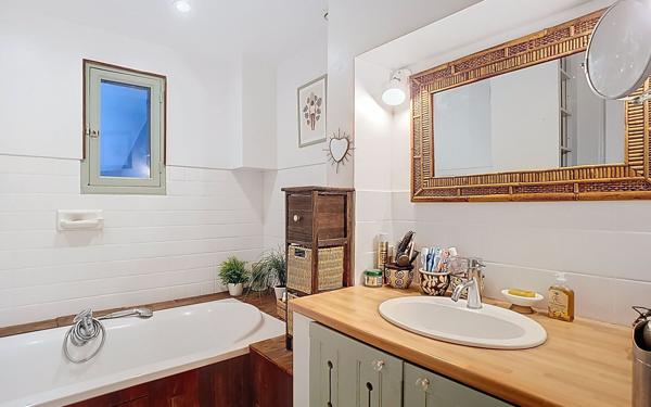 Maison à vendre    7 pièces • 178 m2 Rezé