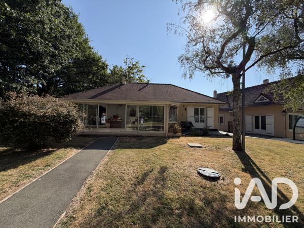Maison à vendre 10 pièces 234 m² Le Mans