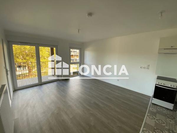 Location Appartement 2 pièces 38.7 m² - 4 RUE ESPERIES BAT C Torcy 77200