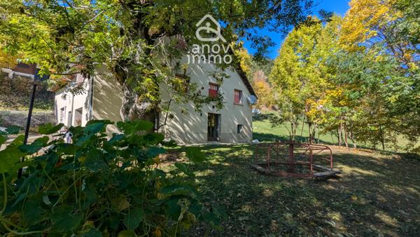 Ferme
                                                                                                                                                                                                                                                                                                                        6 pièce(s)                                                                                                                                                                                                          6 chambre(s)                                                                                                                                                                                                          148.38  m²