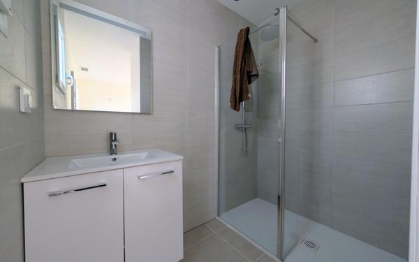 Maison à louer    5 pièces •  Dieupentale