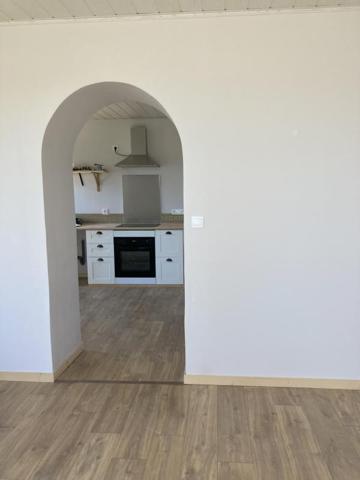 Appartement T3 en rez de chaussé dans villa / 43800 Beaulieu