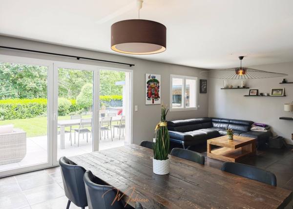 Maison 6 pièces 210m² à vendre à Cessy 01170