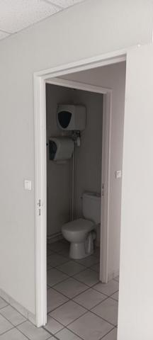 Local commercial; 1er - LOCATION LOCAL COMERCIAL RODEZ