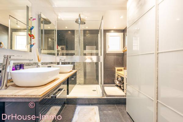 Maison à vendre 12 pièces de 301 m²