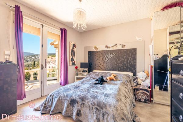 Maison à vendre 12 pièces de 301 m²