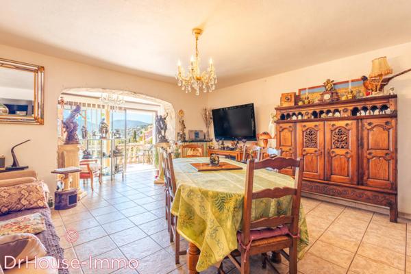 Maison à vendre 12 pièces de 301 m²