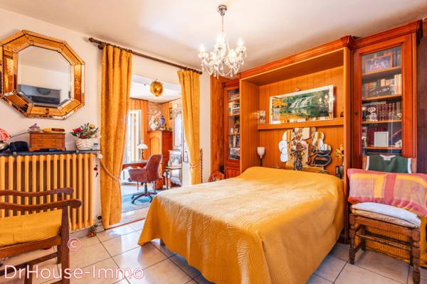 Maison à vendre 12 pièces de 301 m²