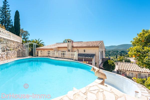 Maison à vendre 12 pièces de 301 m²