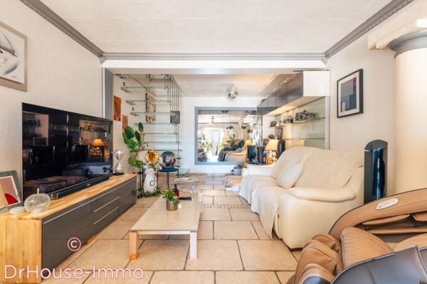 Maison à vendre 12 pièces de 301 m²