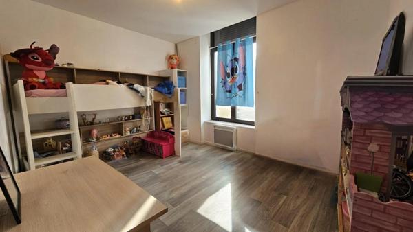 Maison familiale 6 pièces LE LUDE (72)