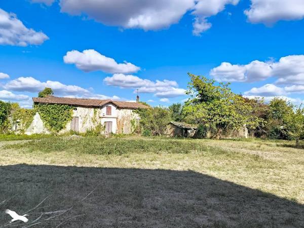 Maison à vendre 350 064 € Montlieu-la-Garde 5 p 193 m² DPE D