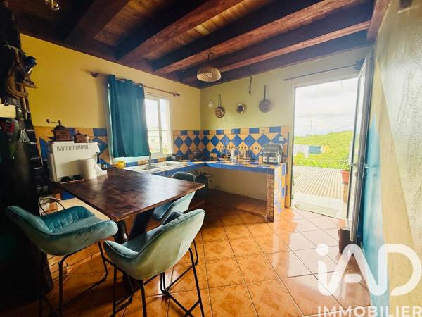 Maison à vendre 6 pièces 205 m² Saint-Pierre