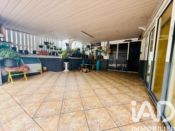 Maison à vendre 6 pièces 205 m² Saint-Pierre