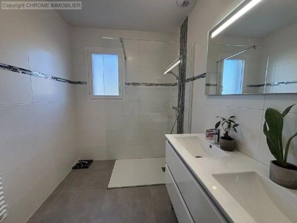 Vente                                                      Maison
                        
                     5 pièces                      96 m2                     à Marmande