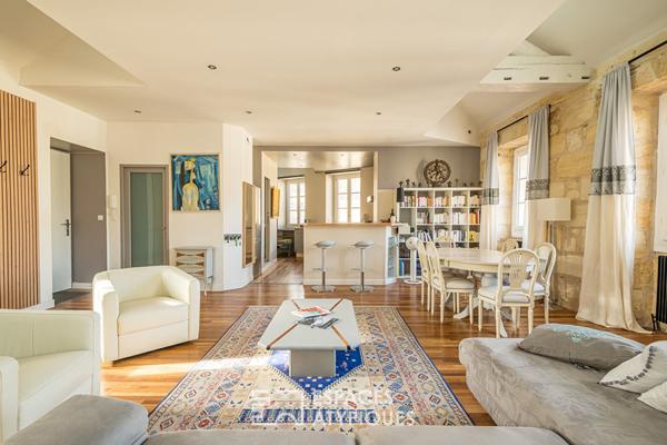 Appartement de charme rénové dans un ancien couvent de Sainte Croix