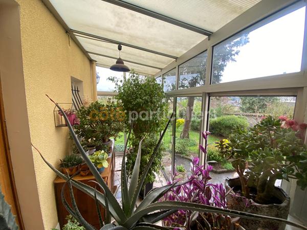 Vente
                Maison121,6 m² - 6 Pièces -
                    POITIERS (86000)