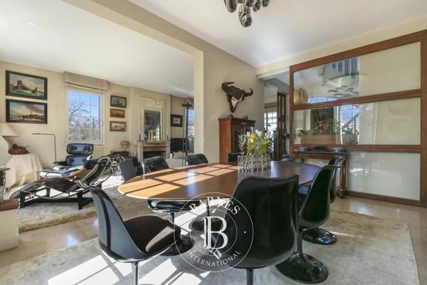 Vaucresson, Maison  320 m² à vendre