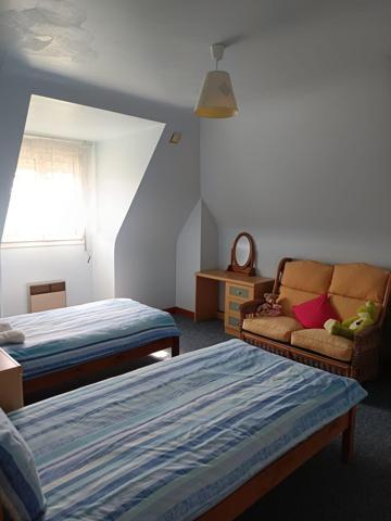 Magnifique Propriété de Caractère - 200 m² Habitables sur 5 283 m² de Terrain avec Piscine