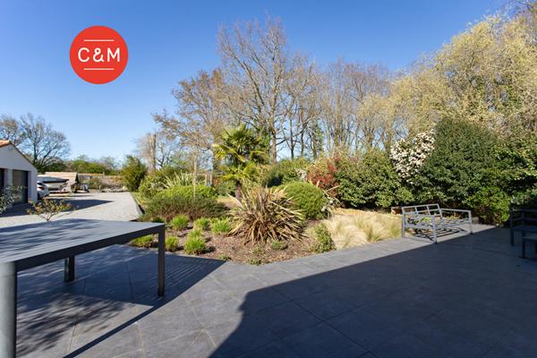 44400 REZE BOUGUENAIS LIMITE REZE - Maison 7 pièces 193 m²