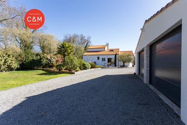 44400 REZE BOUGUENAIS LIMITE REZE - Maison 7 pièces 193 m²