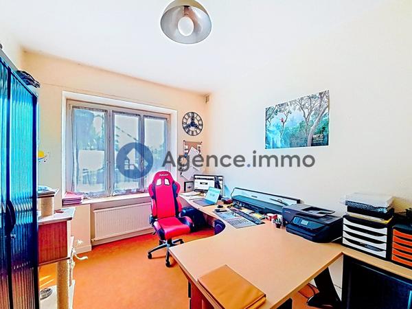 À vendre - Maison bourgeoise, 9 pièces située à Teloché (72220)