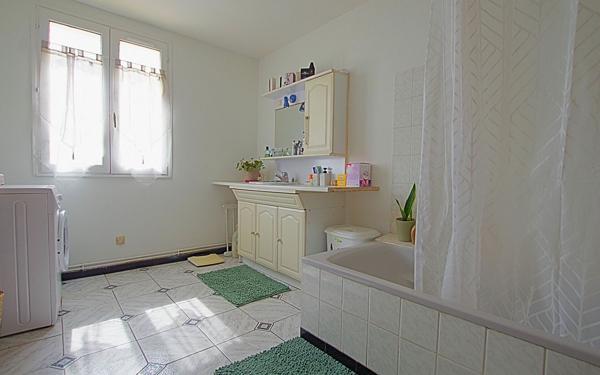 Maison à vendre    5 pièces •  Matigny