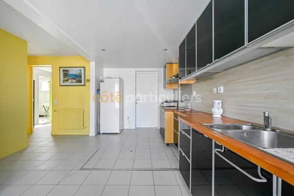 Vente Maison200 m² - 9 Pièces - RUEIL MALMAISON (92500)