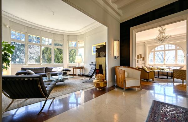 Propriete à vendre 13 pièces proche de SAINT SYMPHORIEN SUR COISE (69) de 525m² sur un parc classé de 5800 m²