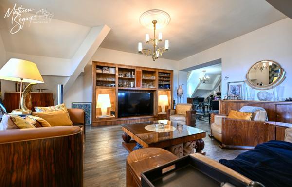 Propriete à vendre 13 pièces proche de SAINT SYMPHORIEN SUR COISE (69) de 525m² sur un parc classé de 5800 m²